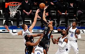 绿军第三节单节轰9记三分逆转魔术收官战取胜