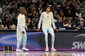 马刺胜独行侠 文班狂砍40+13 弗拉格空砍33+6+5